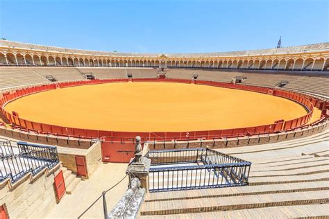 Plaza de Toros de la Maestranza:  A Monumental Arena Steeped in History and Passion!