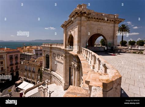 Bastione San Remy - Wspaniałe widoki na zatokę i urokliwe wąskie uliczki!